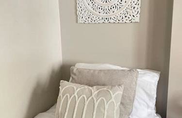 Gatelodge - Charming 2-Bed Cottage, Exmouth - Sleeps 3 - Photo 27