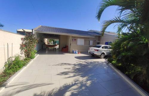 Casa com Piscina a 500m da Praia Ideal para Famílias em Guaratuba - Foto 2