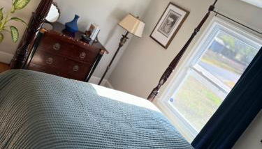 Perfect 4bdrm home with Antique & Modern Accents for Getaways - Foto 2