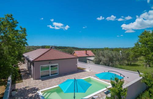 Villa Summer House - Photo 3