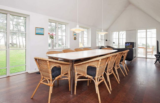 10 Person Holiday Home in Askeby - Foto 14