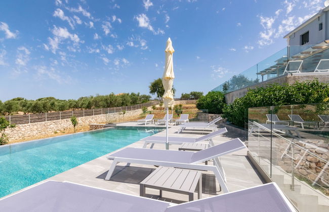 Alonaki Apartments - Photo 77