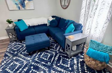 Comfy 2BR 1BA Apt - Foto 2