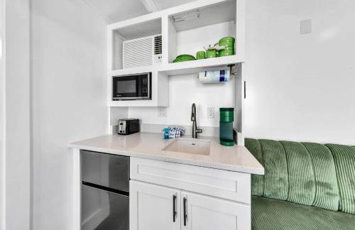 Tiki Palms Paradise by Emerald Coast Retreats - Photo 82