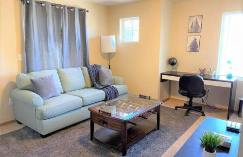 Serene Craftsman Near Boeing Everett - Photo 8