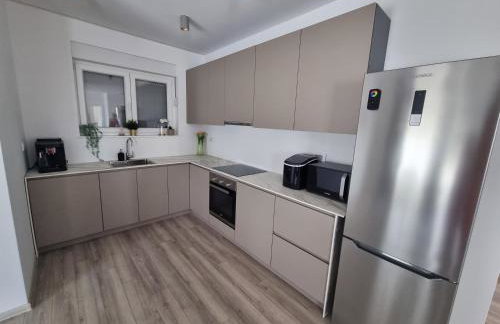 Villa Madison, Spacious Sea View Apartments Near Zadar with heated pool - Photo 37