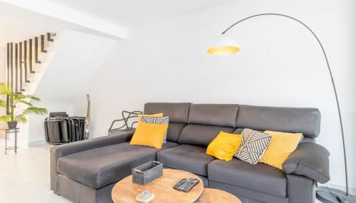 Sol y Sombra - Photo 4