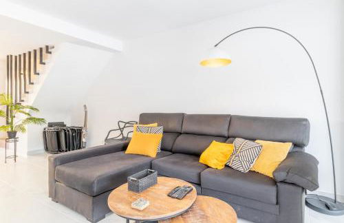 Sol y Sombra - Photo 4