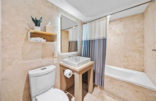 Oceanview Private Condo at 1 Hotel & Homes - 1207 - Foto 50