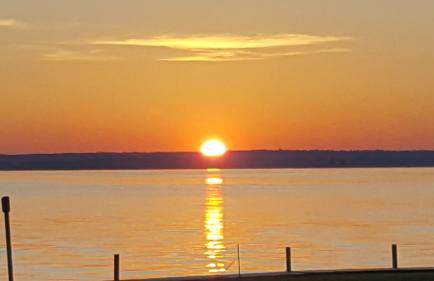 Lake Vibes with Champagne Views - Foto 2