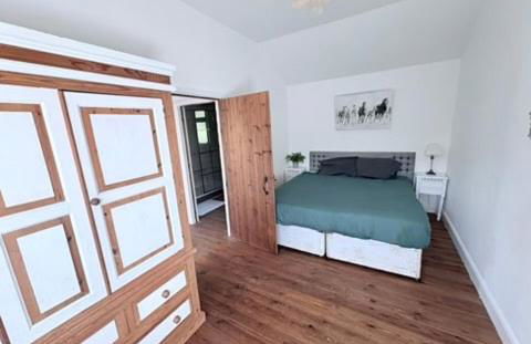 Brook Farm Cottage with Hot Tub - Parking for 2 cars - Foto 17