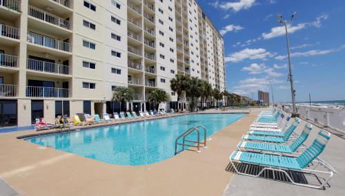 Regency Towers Beach Resort by Panhandle Getaways - Foto 4, Shopping Area, young children, Game Room