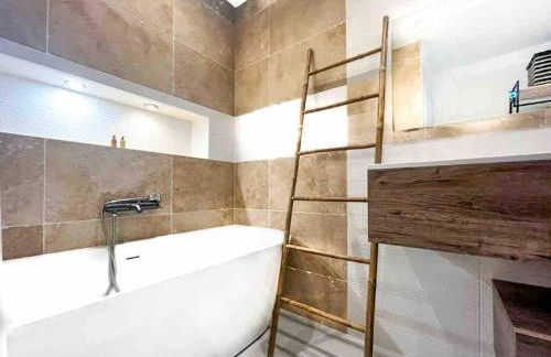 Grand T2 au coeur du Panier - Photo 23