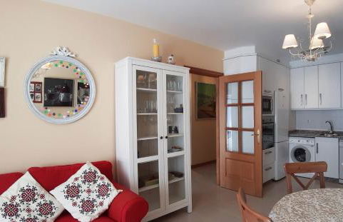 Apartamento con vistas, ascensor y parking en Portosín - Foto 6