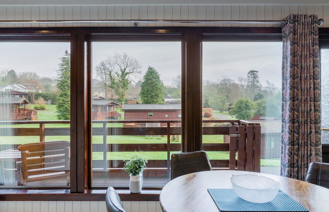 Birch 14 With Hot Tub, Newton Stewart - Photo 10