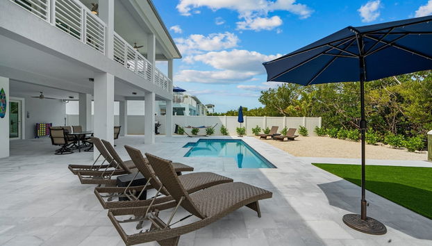 Luna Light Waterfront Pool Dock Views - Foto 4, Habitación