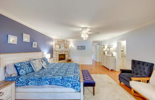 Dock, Deck and Kayaks Home on Cedar Creek Reservoir - Foto 13