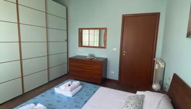 Sonia's Penthouse - Rome sea - Foto 3, wardrobe