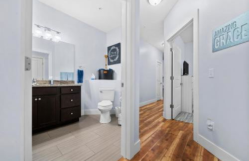 The Heart of TC 2BDR Ground Floor Condo in Downtown TC 2846 - Foto 14