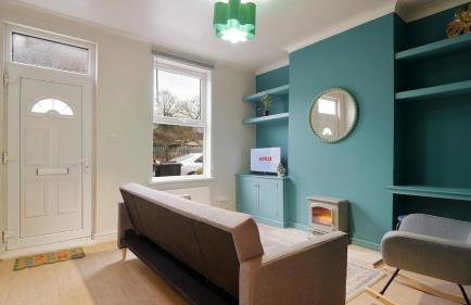 Treeton - Brand New 3 Bed House, FREE Parking & Great for Groups - Hosted by Stay Host Save - Photo 3