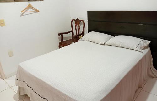 Casa com Ar Condicionado e Wifi 5G no Parque Mambucaba Na entrada do bairro - Foto 14