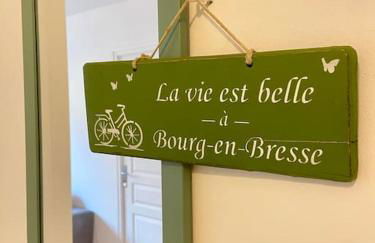 Vaste Appartement Rénové - Centre Ville - Foto 6