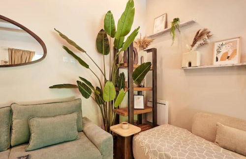 Versailles Jacuzzi - Sauna - RDC 2 - Foto 11