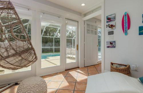Surfs Up - retreat at the beach with heated pool - Foto 16