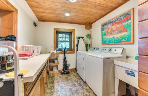 9 Mi to Boyne Resort! Farmhouse Near Town and Lake - Foto 25