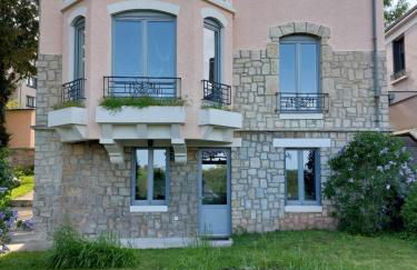 Le Bompard 50 m2 Villa Art Déco Plein centre avec jardin - Photo 6