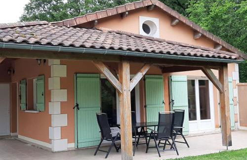 Villa in Les Forges with Golf & Pool Access - Foto 8