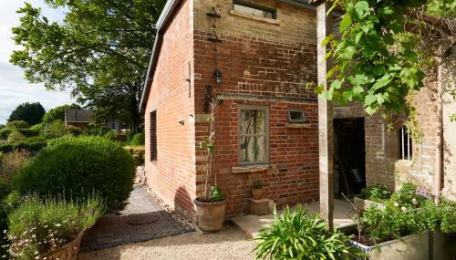 The Tiny House - Photo 2, Garden, Garden view