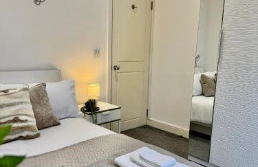 Superb Duplex in North London with reserved parking - Photo 54