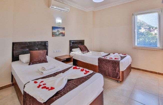 Stunning 4-bedroom Villa in Kaş With Private Pool and Breathtaking Ocean Views - Photo 5