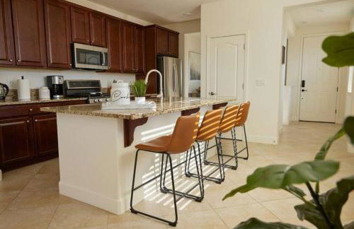 NEW Upscale House, Tahoe 30-min w/ Cal King - Foto 34