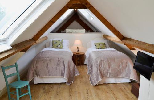 Whatley Lodge - Photo 10