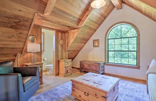 Family Retreat Cabin with Summit, Lake Views, Deck! - Foto 17