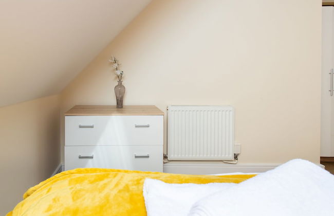 Velvet 1-bedroom Penthouse, Clockhouse, Hoddesdon - Foto 9