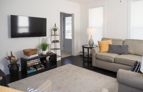 Steps to Dtwn! Suttons Bay Retreat Near Wine Trail - Foto 5