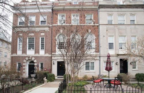 Sojourn Studio Cosmopolitan Pad 5 Min from Metro - Foto 25