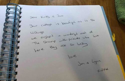 Bibury Riverside Cottage Grade II listed 6ppl - Foto 23