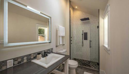 The 208 Guest House - Foto 4, towels, Shower