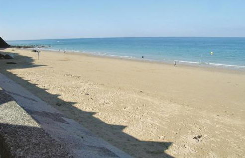 1 Bedroom Awesome Home In Carolles - Foto 13