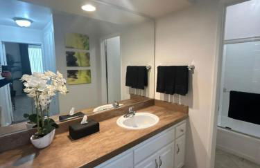 Beverly Hills City Vibe 1 br Apt w Parking 324 - Photo 16
