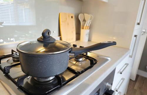 Newly Renovated 2 BDR Home - 5 Min to M5 - Foto 11