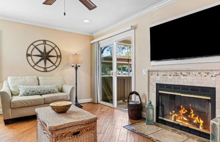 Close to Beach w Patio Resort Amenities The Point at Corniche by AvantStay STR16-0458 - Foto 10