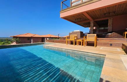 Casa de Luxo com Piscina e Vista Panorâmica em Búzios - Foto 13