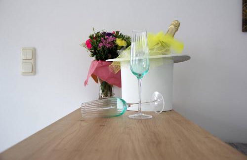 Loftartiges Appartment in Magdeburg, 2 Schlafzimmer, Küche und Bad - B - Foto 13