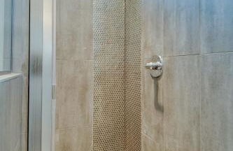 Modern Duplex - 1 mile from Robust Nightlife - Foto 16