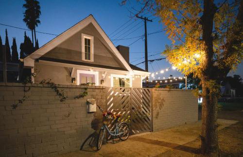 Hollywood Family Nest in Burbank, Steps to Studios! - Foto 6